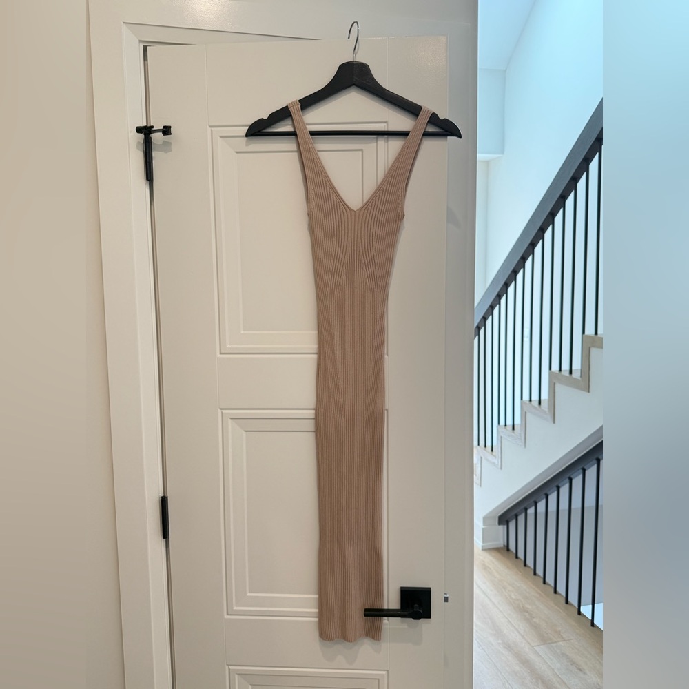 H&M Tan Ribbed Midi Dress